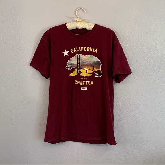 LEVIS California Crafted Graphic Tee Golden Gate - Picture 1 of 4